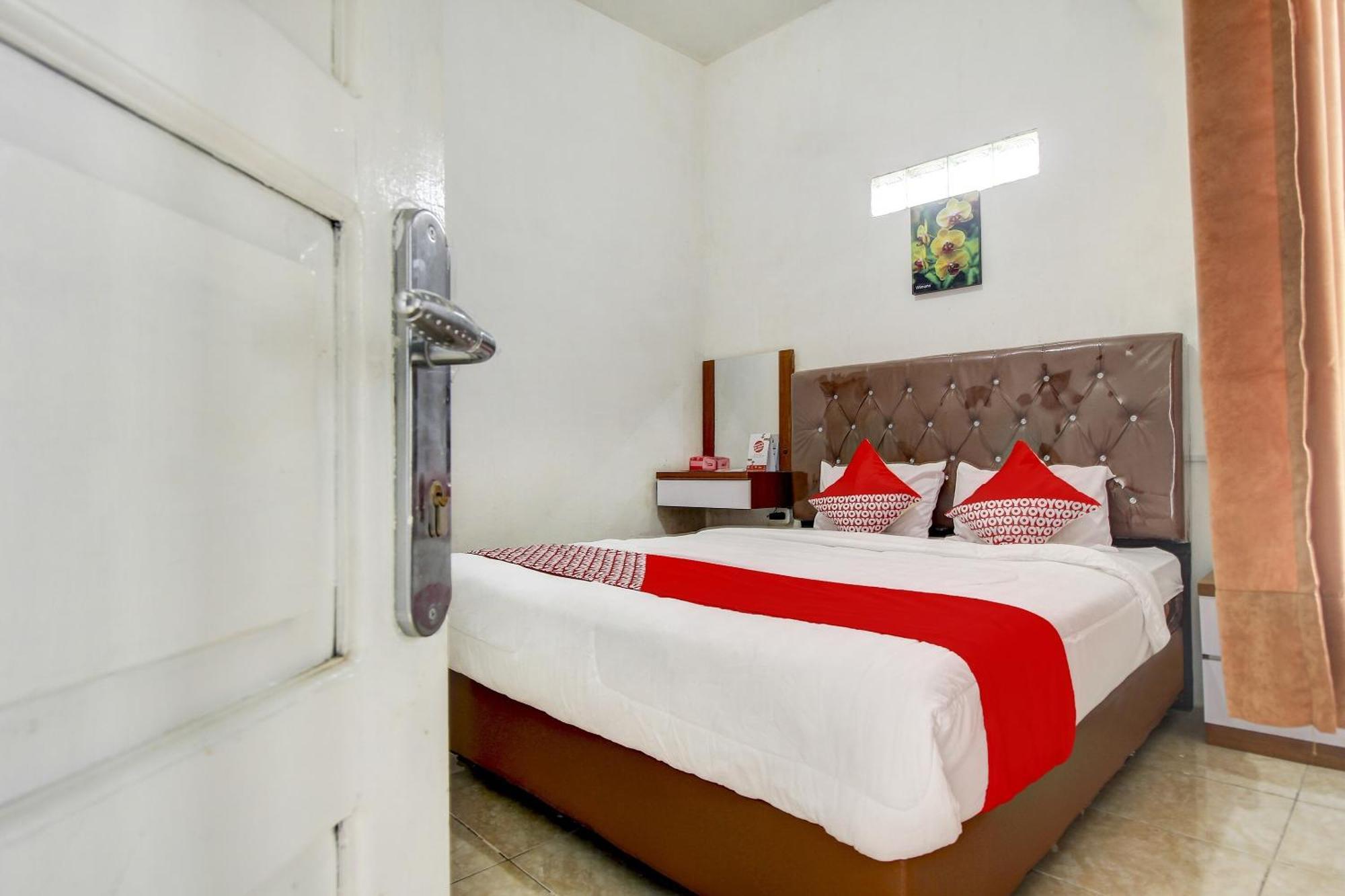 Oyo Life 3415 Penginapan Wimane Palembang Exterior photo