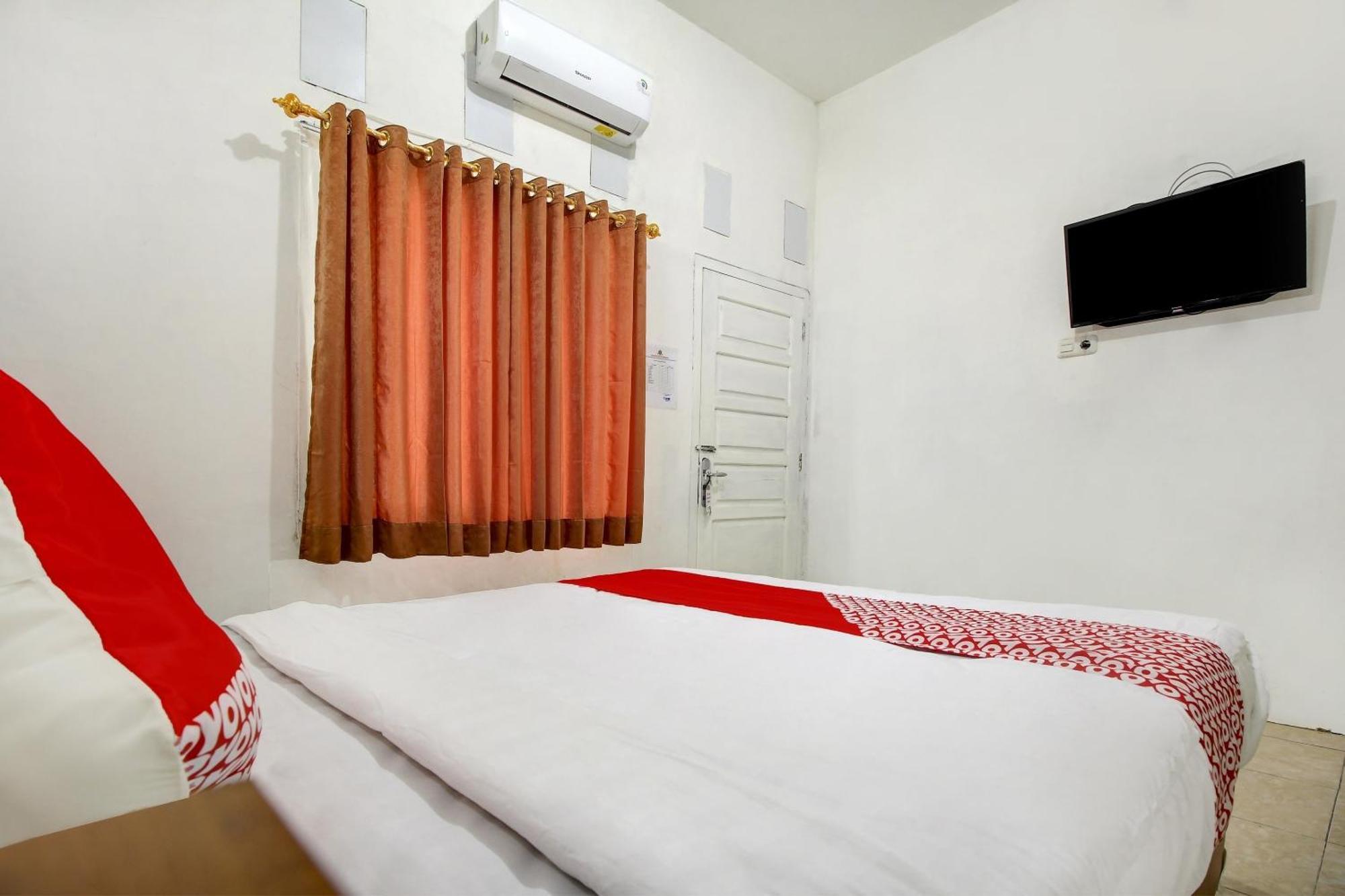 Oyo Life 3415 Penginapan Wimane Palembang Exterior photo